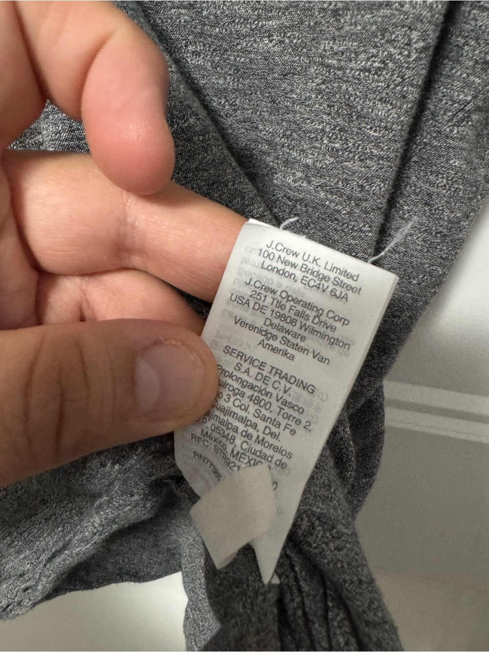 089 MADEWELL Women's Whisper Cotton V-Neck Pocket Tee- Grey, Large - Picture 8 of 9